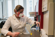 Lade das Bild in den Galerie-Viewer, Kolloidales Silber 1000ml - 100ppm mit Gratis E-Book - NanoKraft GmbH